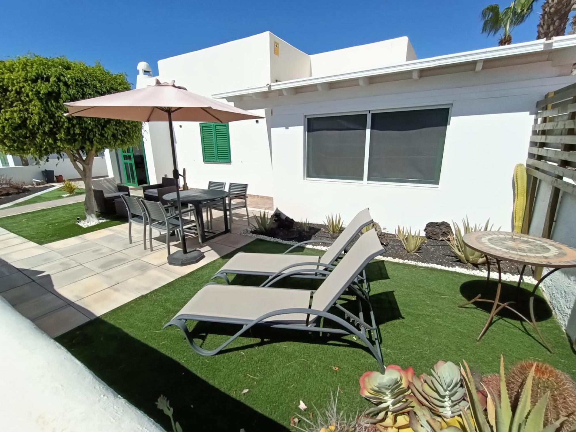 Ferienwohnung The White House With Pool - Playa Blanca Exterior foto